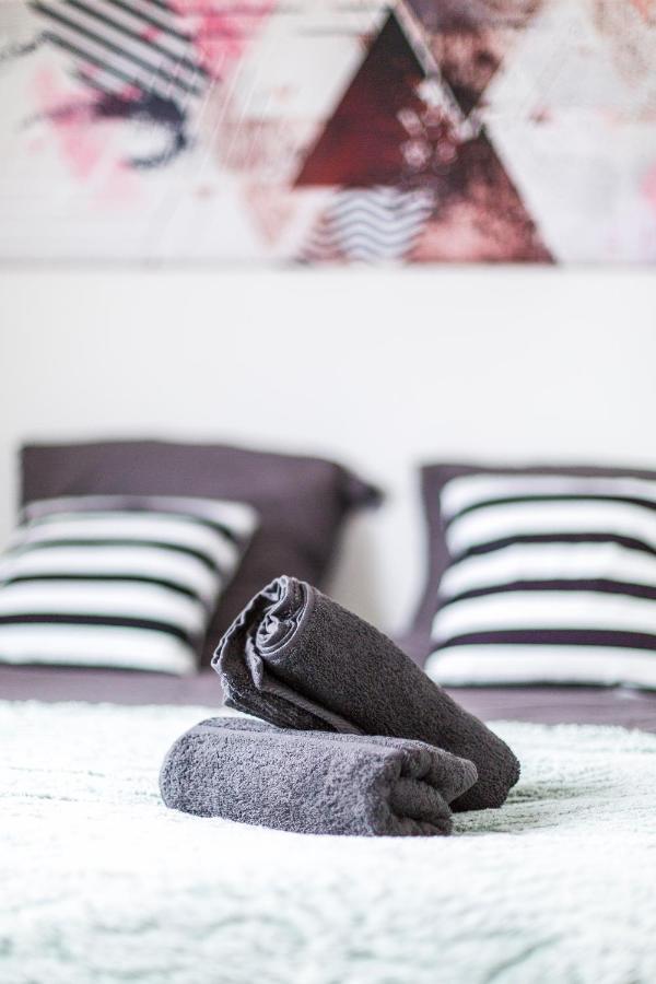 Immotovo - Suite Moderne - Paris 8 Min - Parking - Netflix Villejuif Exterior foto